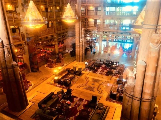 Wilderness Lodge - Lobby