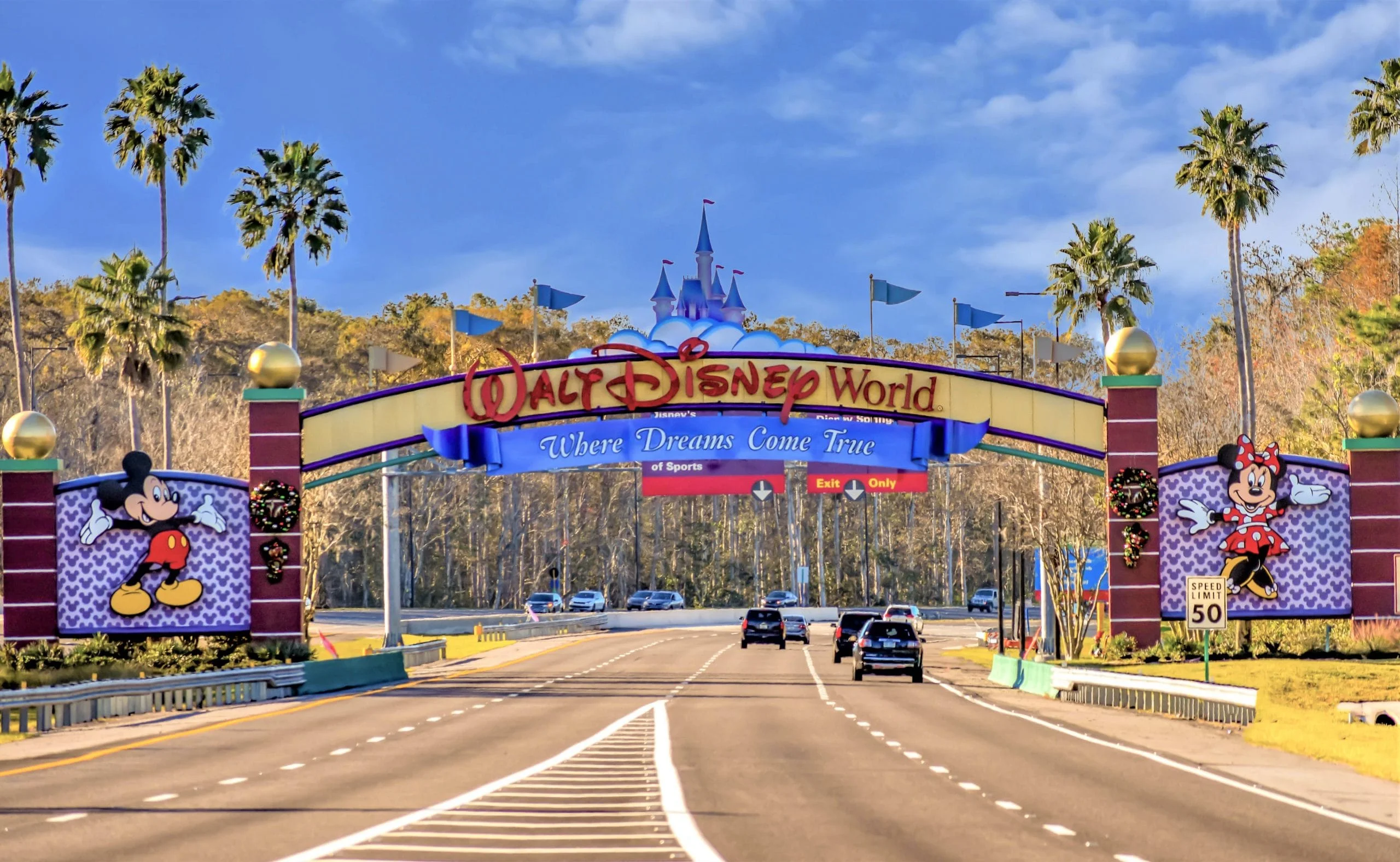 Walt Disney World Entrance Sign