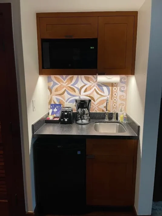 Polynesian Villas Kitchenette - DVC Resale